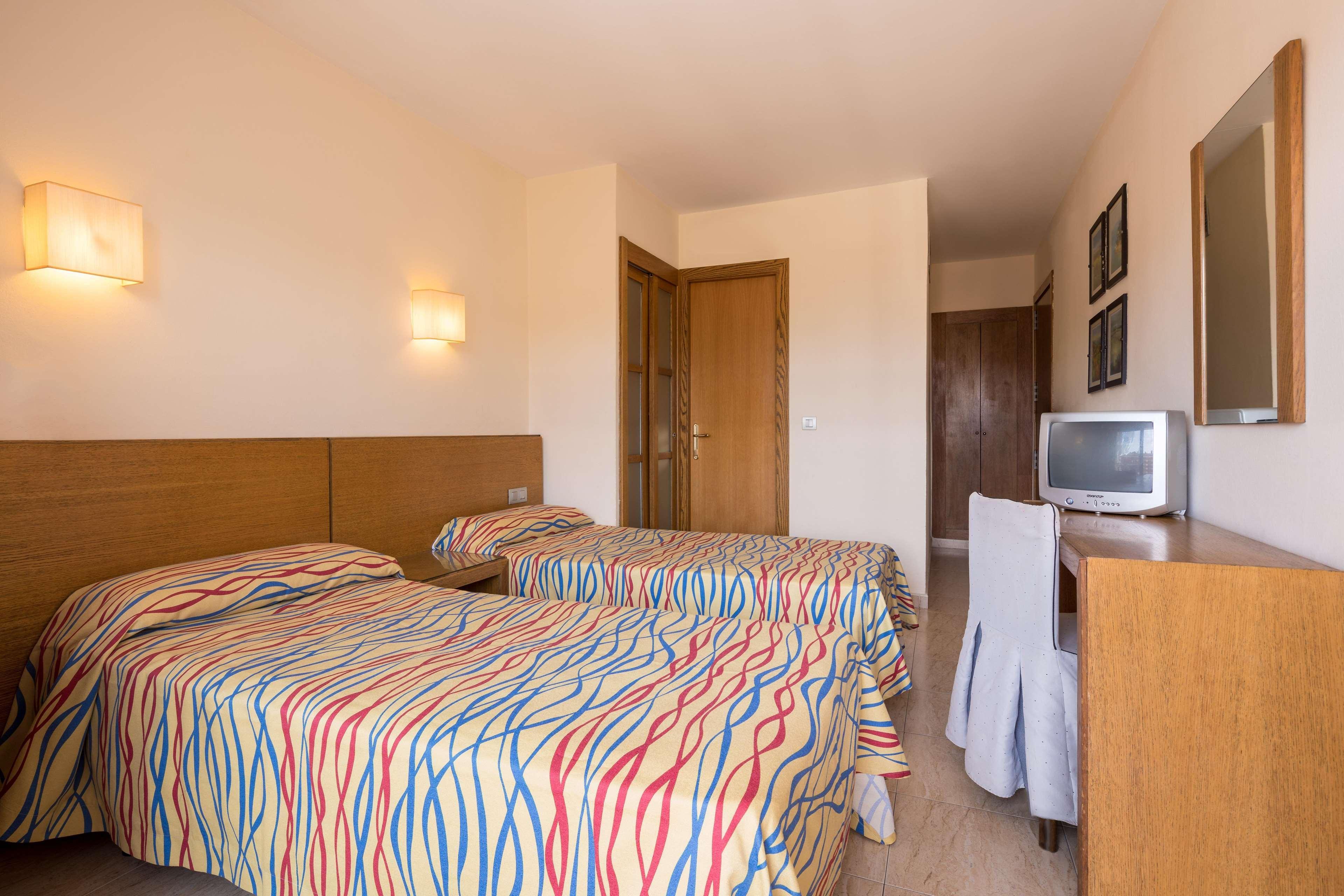 Htop Palm Beach & Spa #Htopenjoy Lloret de Mar Bagian luar foto