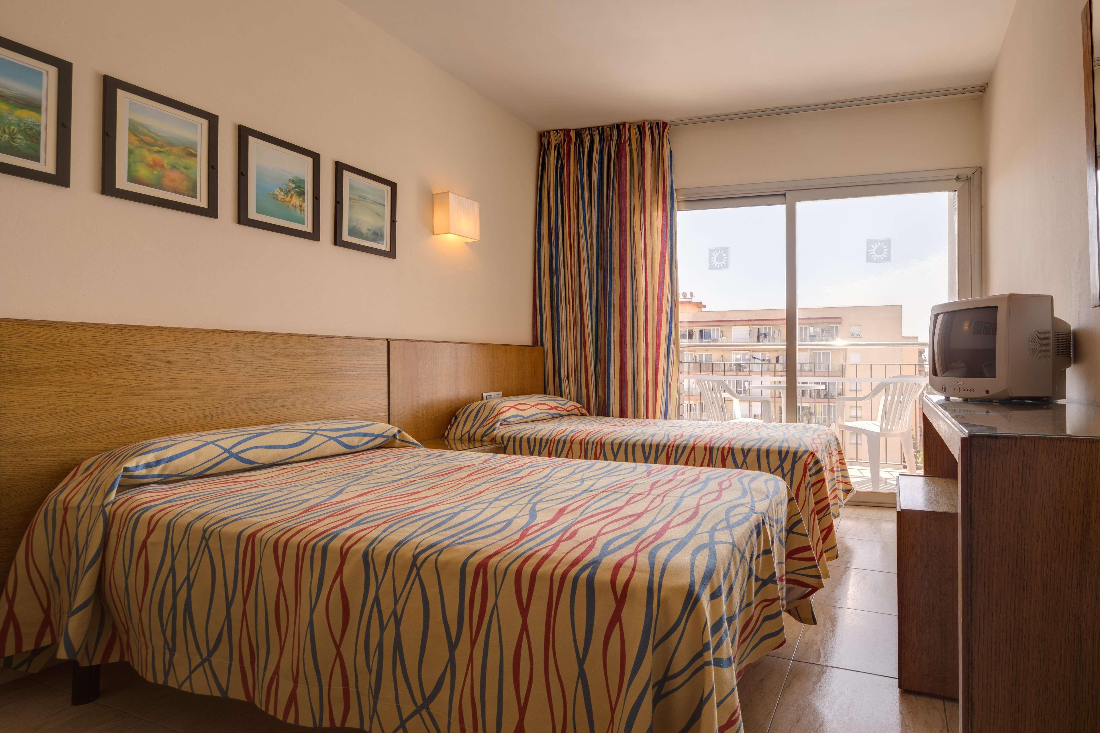 Htop Palm Beach & Spa #Htopenjoy Lloret de Mar Bagian luar foto